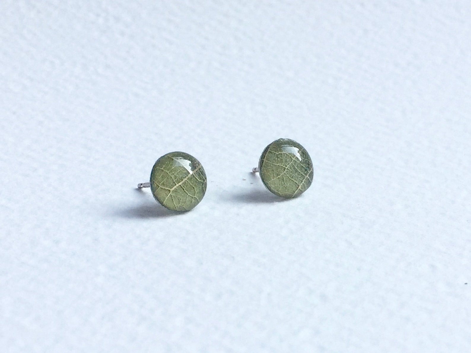 Leaf Stud Earrings-Small