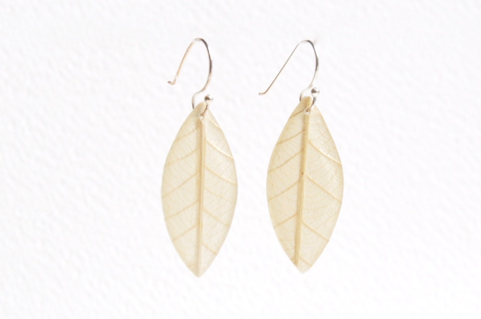 Leaf Shaped Earrings-Pearl White